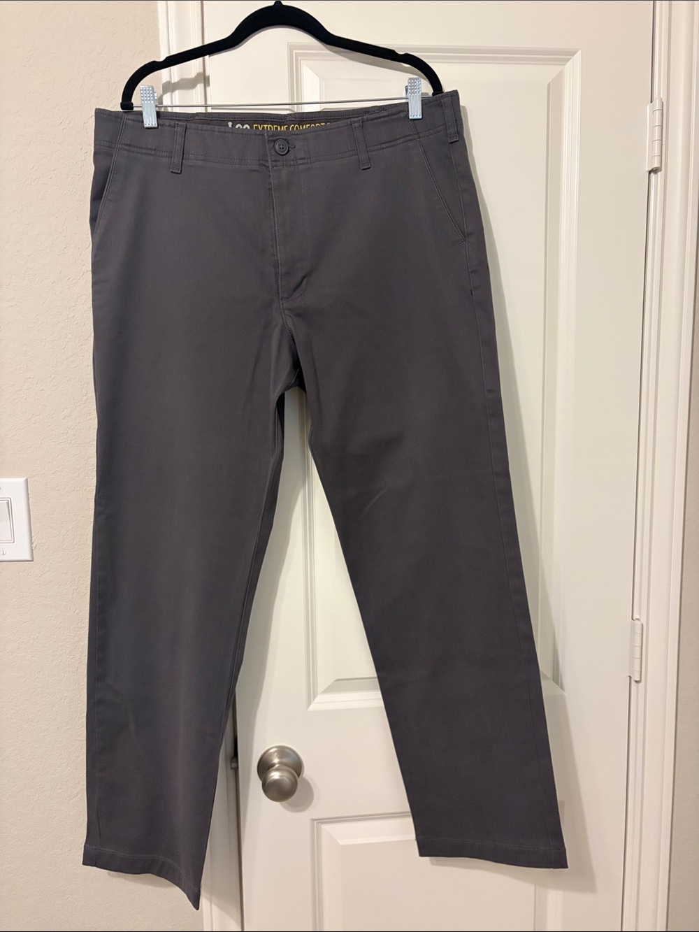 Lee Men's Charcoal Gray Chino Pants